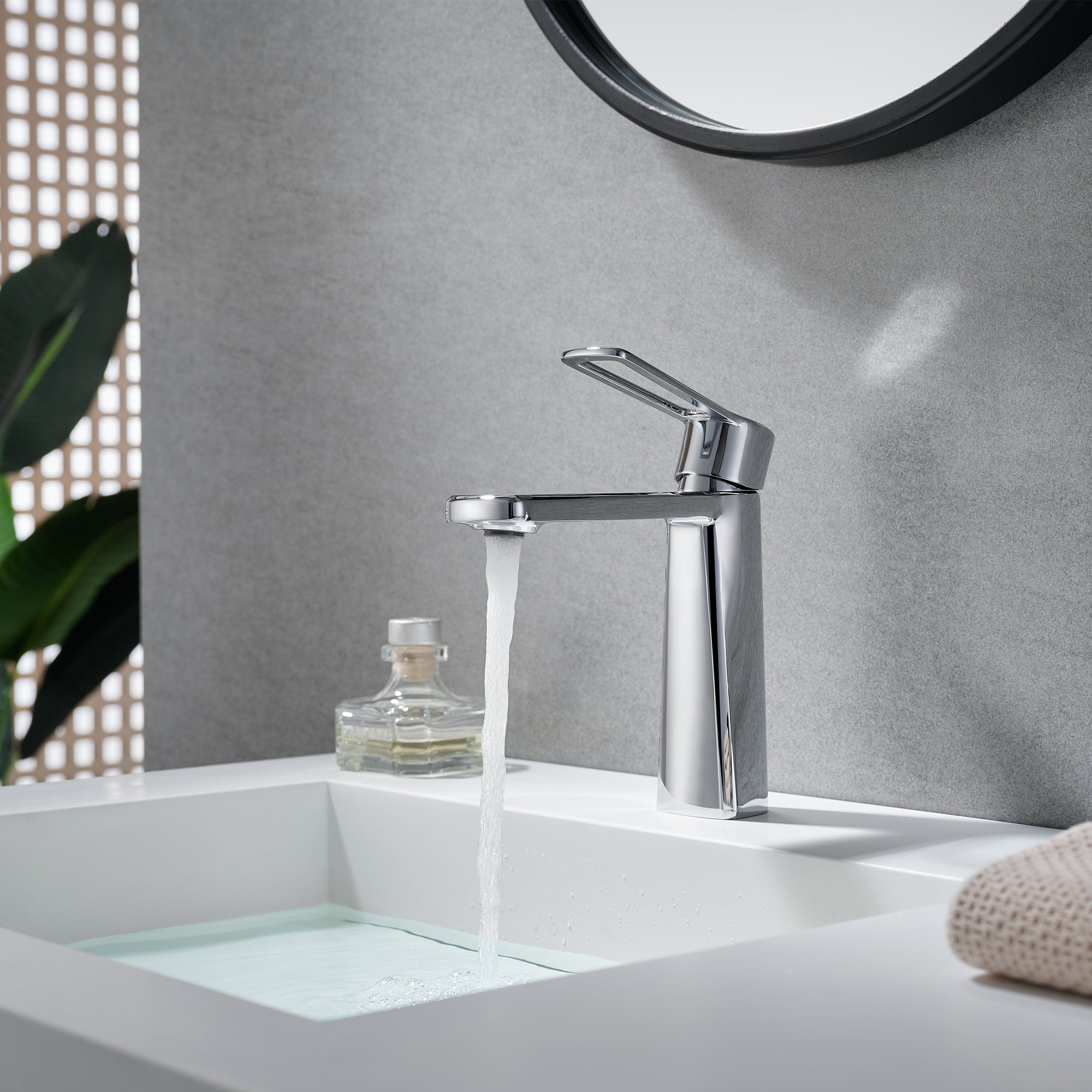 Paula Single Hole Single-Handle Bathroom Faucet